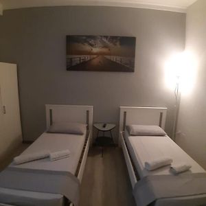 Camera standard con letto queen size